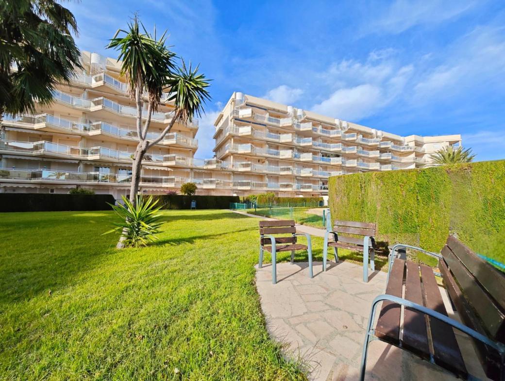 Bajo Con Jardin Apartment Miami Playa